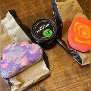 Lush Bundle - Two Bubble Bars + Hand Balm